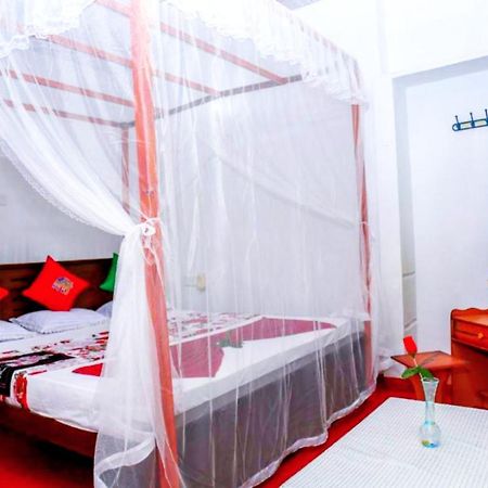Happy Morning Bliss Bed and Breakfast Mirissa Buitenkant foto