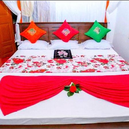 Happy Morning Bliss Bed and Breakfast Mirissa Buitenkant foto
